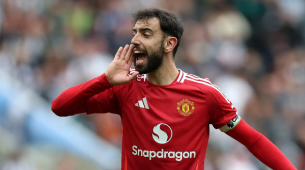 传金所配资 新月对B费有意, 曼联不会放人