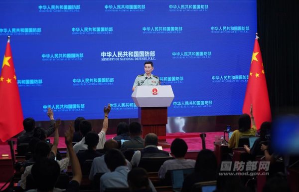 尚融 国防部：从八一建军节开始，将用运-20送新飞行学员到航空大学报到