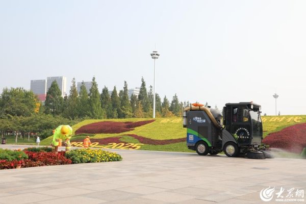 泸深配 青岛西海岸公用事业集团全力做好“双节”市容环境保障